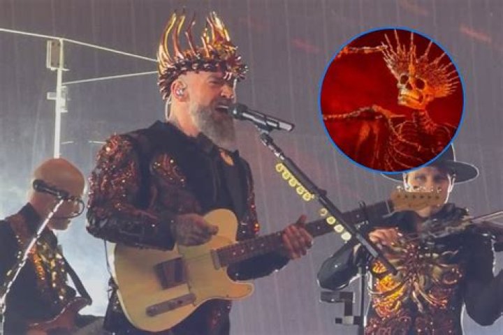 Who is the lead singer of the Zac Brown Band?